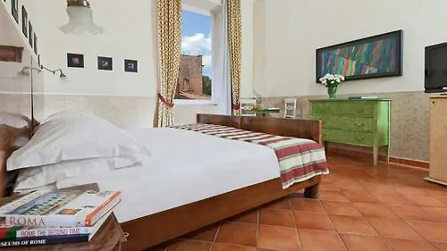 Отель типа "постель и завтрак" Caesar House Residenze Romane 3*