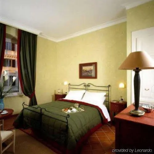 Caesar House Residenze Romane Отель типа "постель и завтрак"