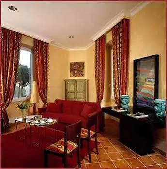 Caesar House Residenze Romane Отель типа "постель и завтрак" Рим